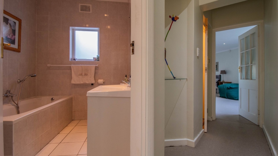 3 Bedroom Property for Sale in Pinelands Western Cape